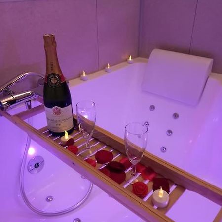 L'Atelier Des Reves Un Moment Magique Spa Prive Бон Екстер'єр фото